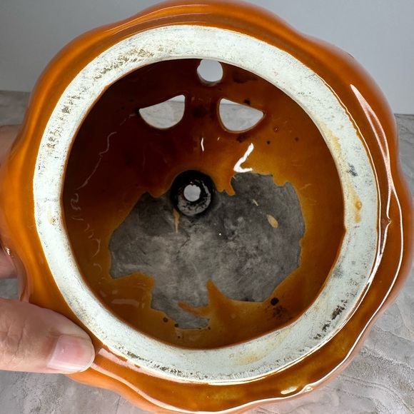 Vintage UPCO USA Ceramic Pumpkin Orange JACK-O-LANTERN Halloween  6.5” Pottery - Picture 9 of 9
